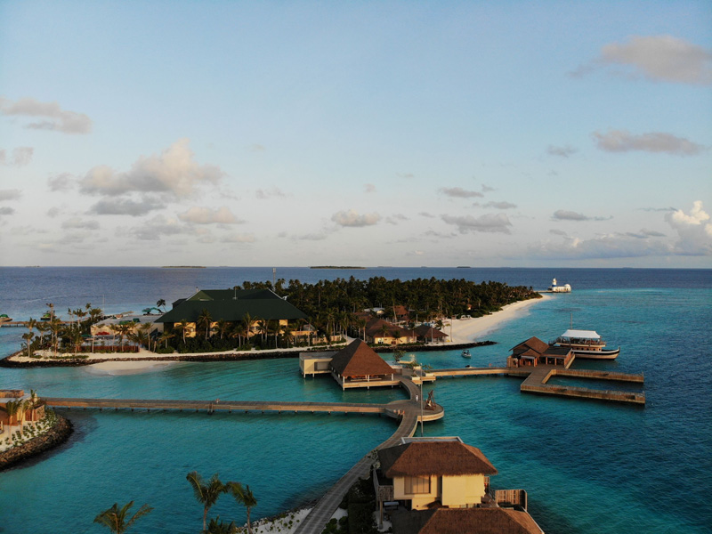 Overwater Thatched Roof Bungalows For Maldives Atoll Hotel