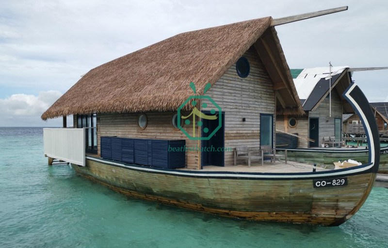 Thick Artificial Thatched Roofing With The Help Of Eave Panel