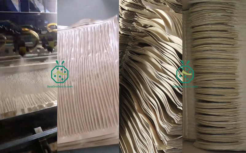 Production and packing of artificial palm leaf roof